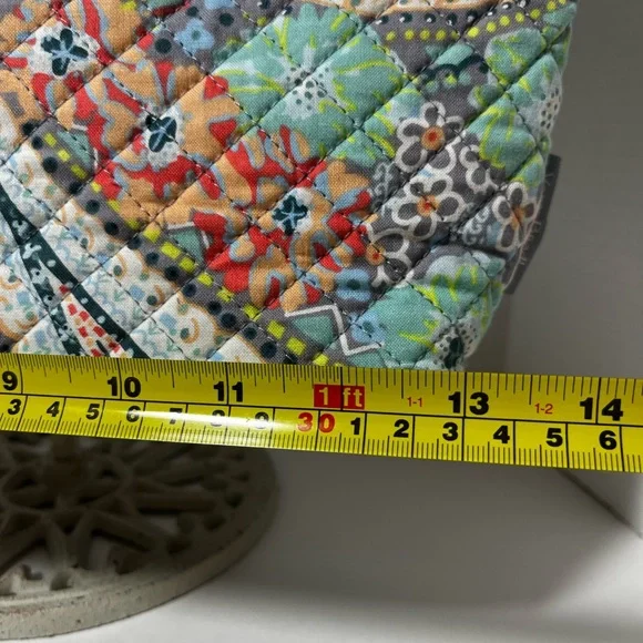 VERA BRADLEY Citrus Paisley Tote Bag - Picture 10 of 12